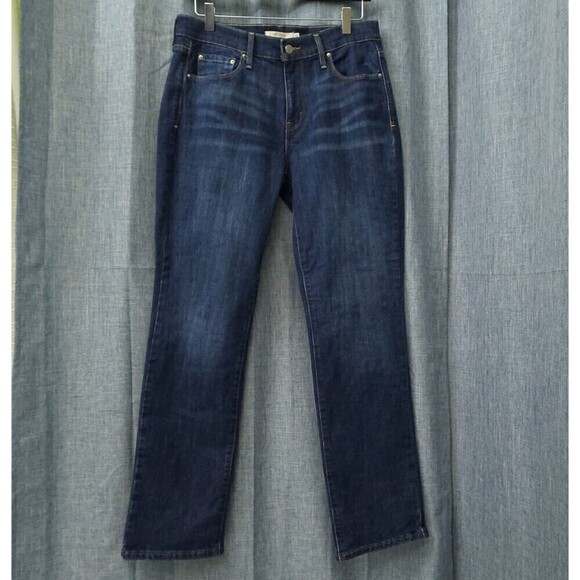 LEVI'S 505 Straight Red Tag Medium Wash Women’s Size 10 - Picture 2 of 9